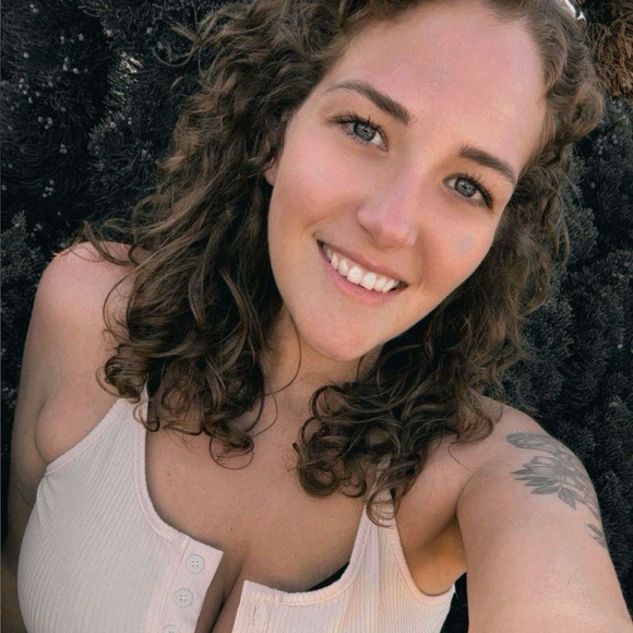 Meet your Posher, Ensley - Picture 1 of 1